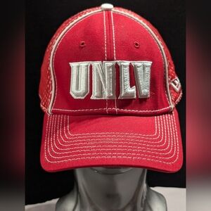Red UNLV New Era Fitted Baseball Hat Size Medium-Large